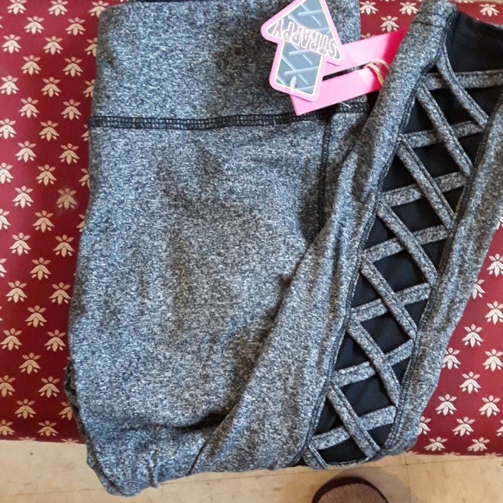 Strappy leggings ankle length